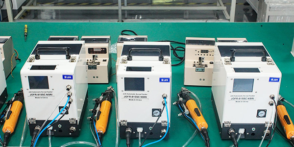 使用自動鎖螺絲機要注意哪些方面？堅豐電子告知您